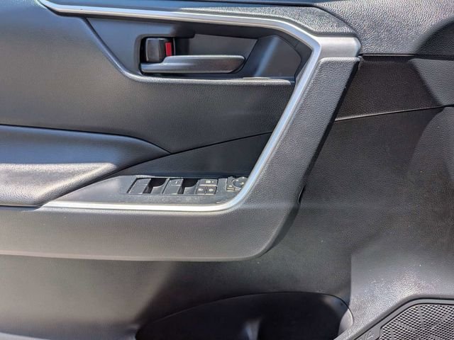 Used 2019 Silver Toyota LE image 26