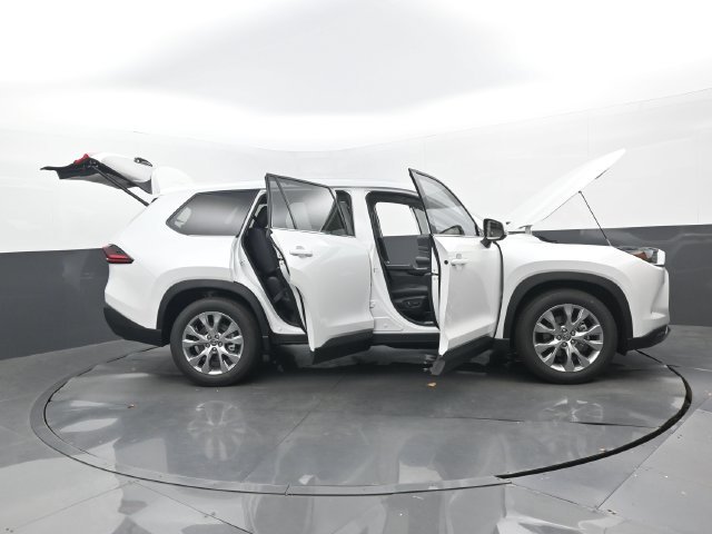 New 2026 Wind Chill Pearl Toyota Limited image 33