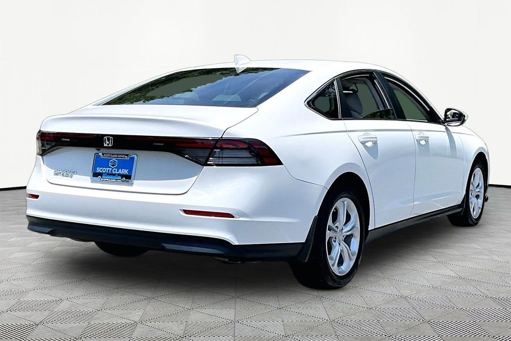 Used 2024 White Honda LX image 6