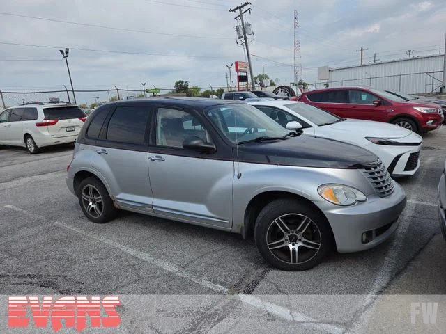 Used 2010 Black Chrysler Classic image 1