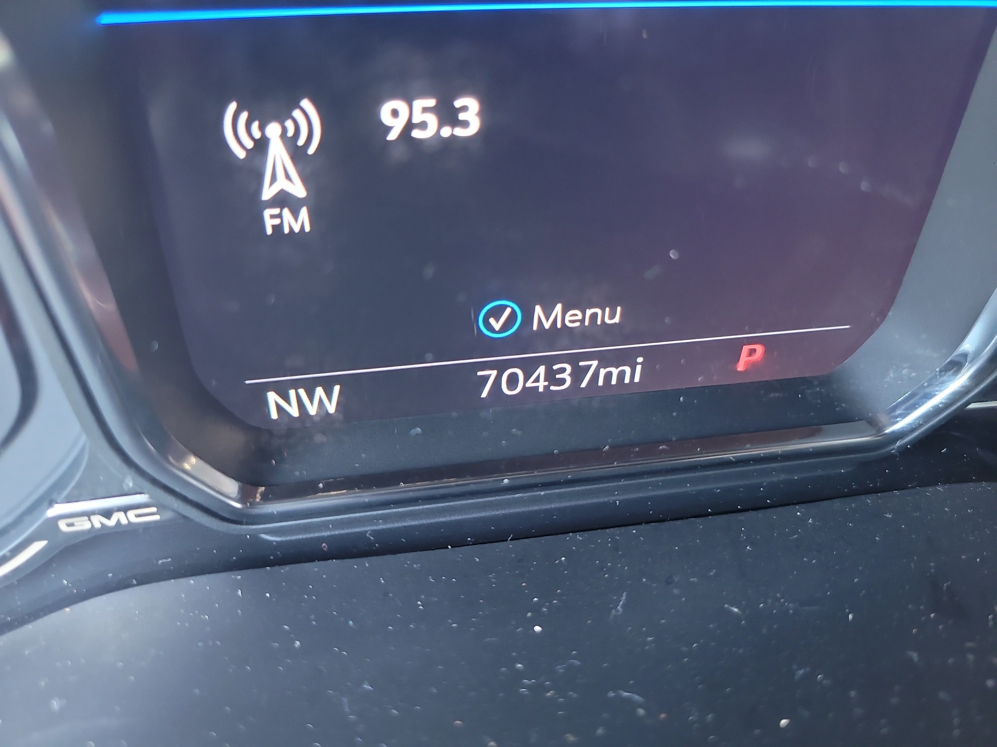 Used 2022 Onyx Black GMC Denali image 32