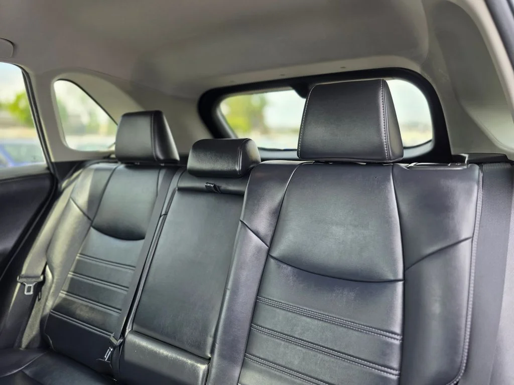 2020 Toyota RAV4 Limited - Photo 17