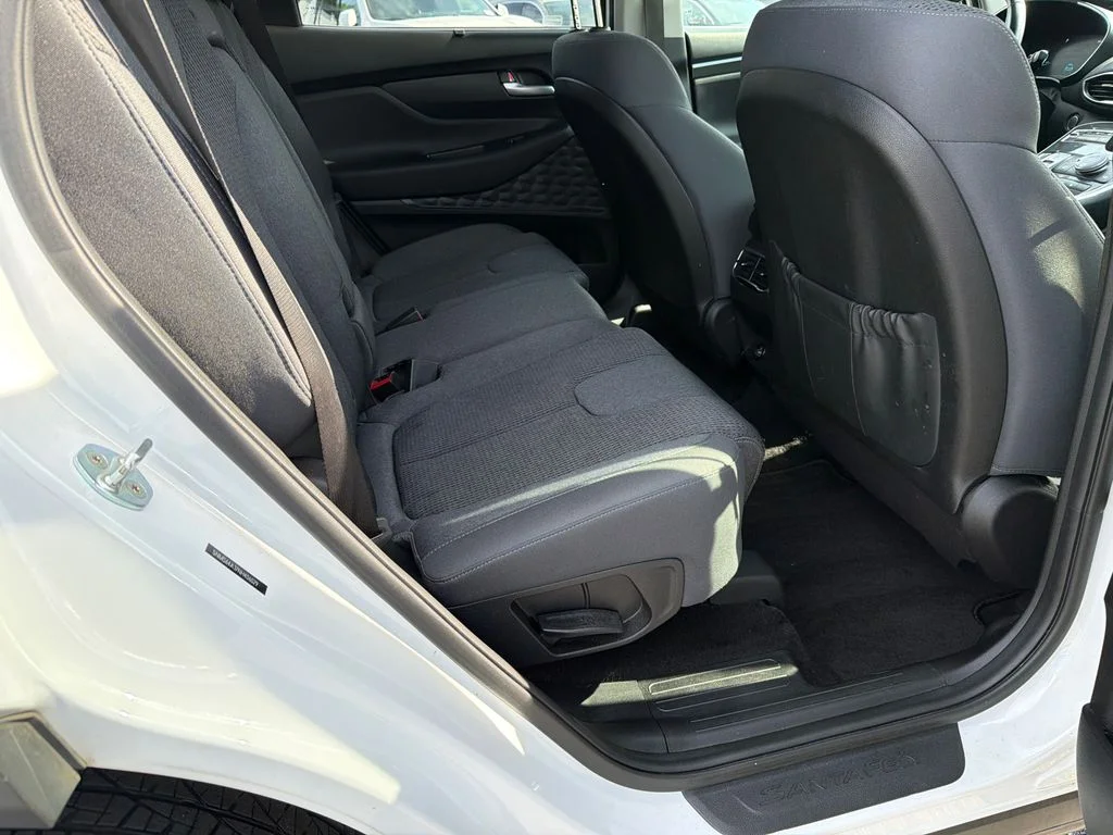 Used 2022 Gray Hyundai SEL image 15