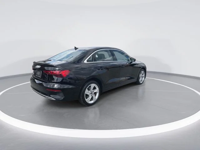 Used 2024  Audi 40 Premium image 8