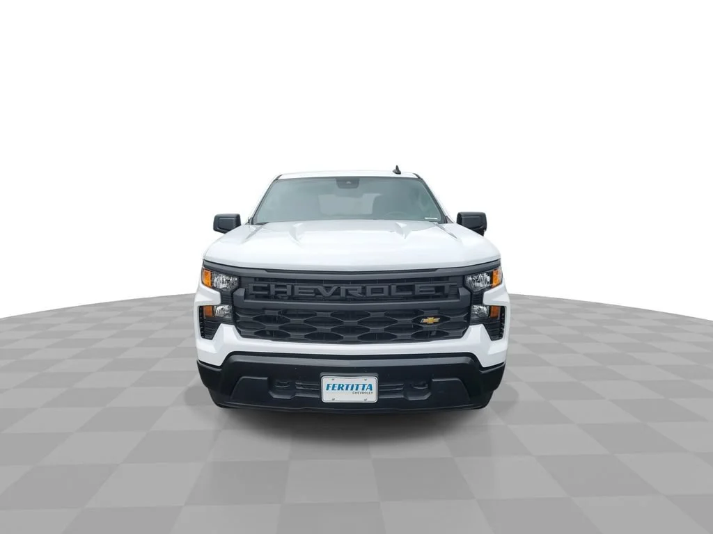 New 2026 Summit White Chevrolet WT image 3