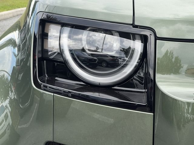 New 2026 Borasco Grey Land Rover X-Dynamic SE image 9
