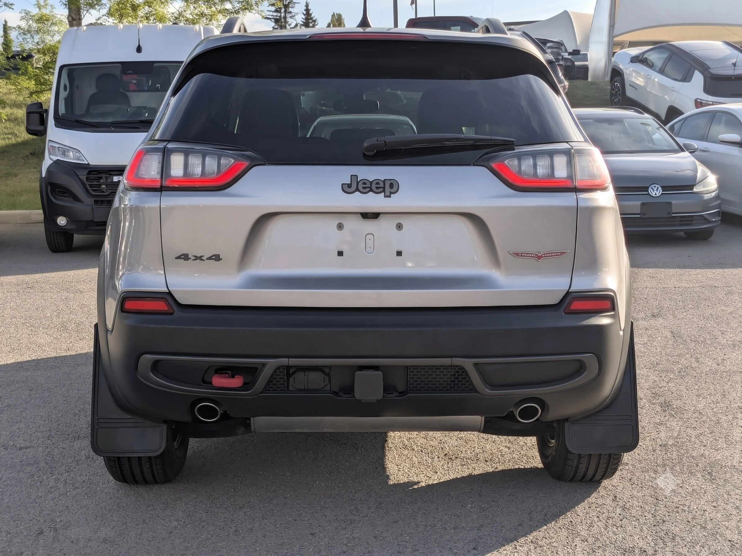 Used 2019 Grey Jeep Trailhawk Elite - Nappa Leather - Command View Sunroof - Trailer Tow - Heated & Cooled Seats image 7