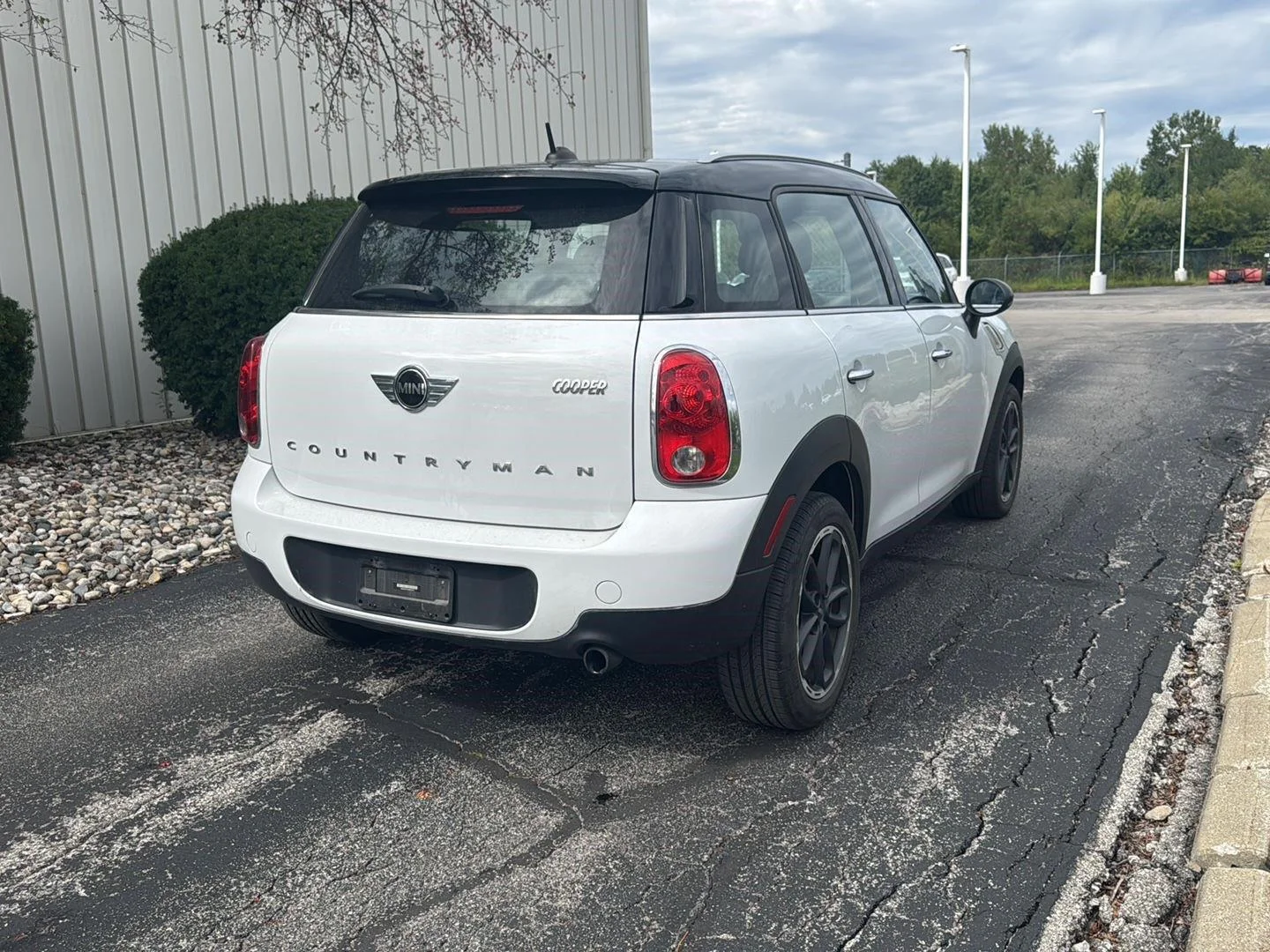 Used 2016 Light White MINI Cooper image 8