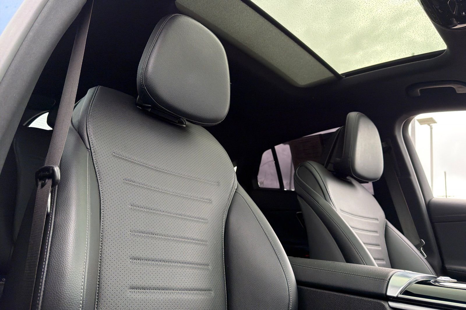 Used 2024 Blue Mercedes-Benz GLC 300 Coupe image 3