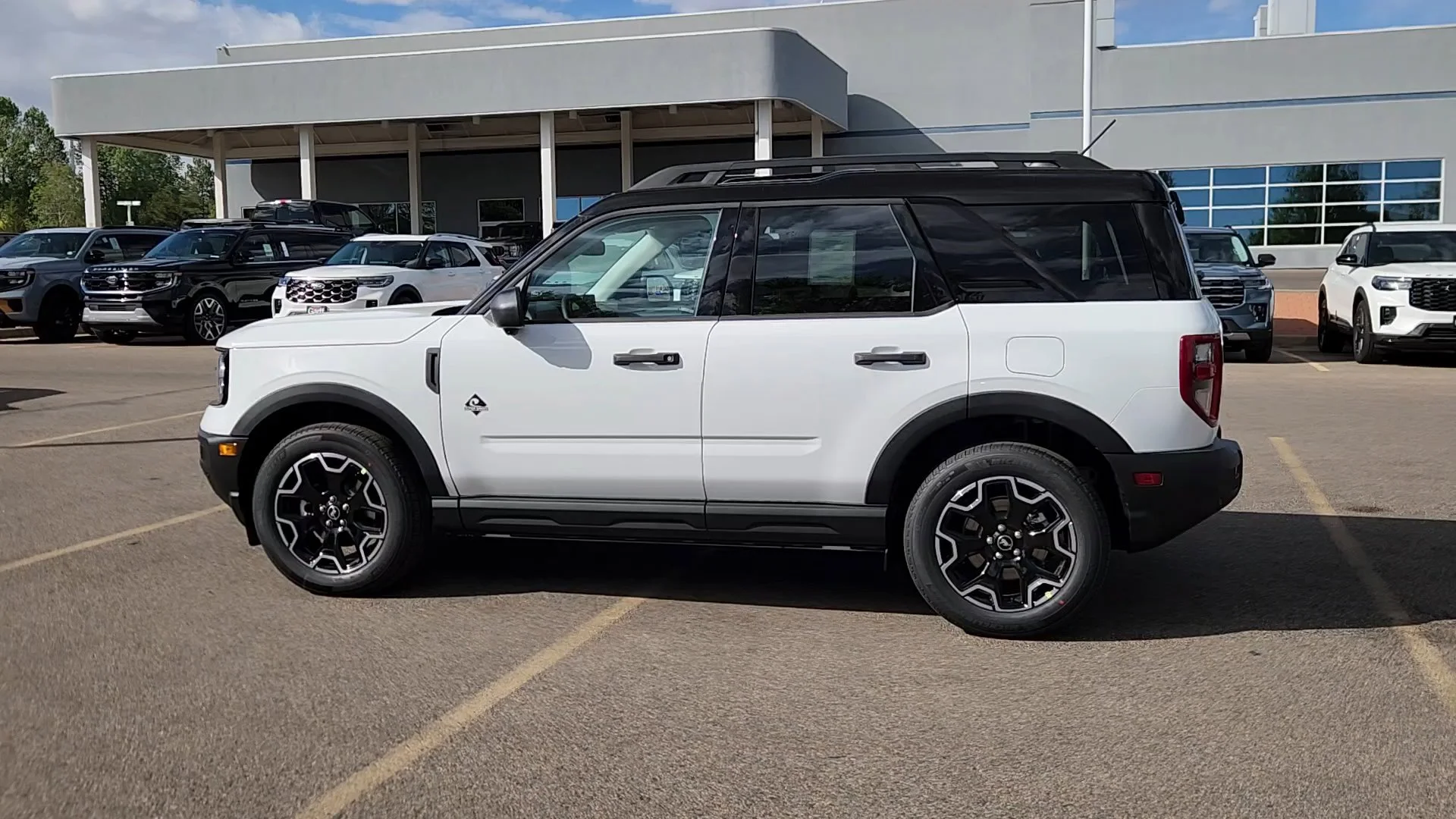 New 2026 Oxford White Ford Outer Banks image 22