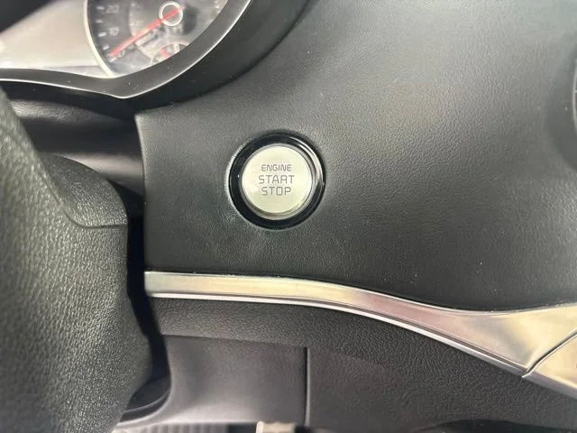 Used 2018 Silver Kia GT1 image 8