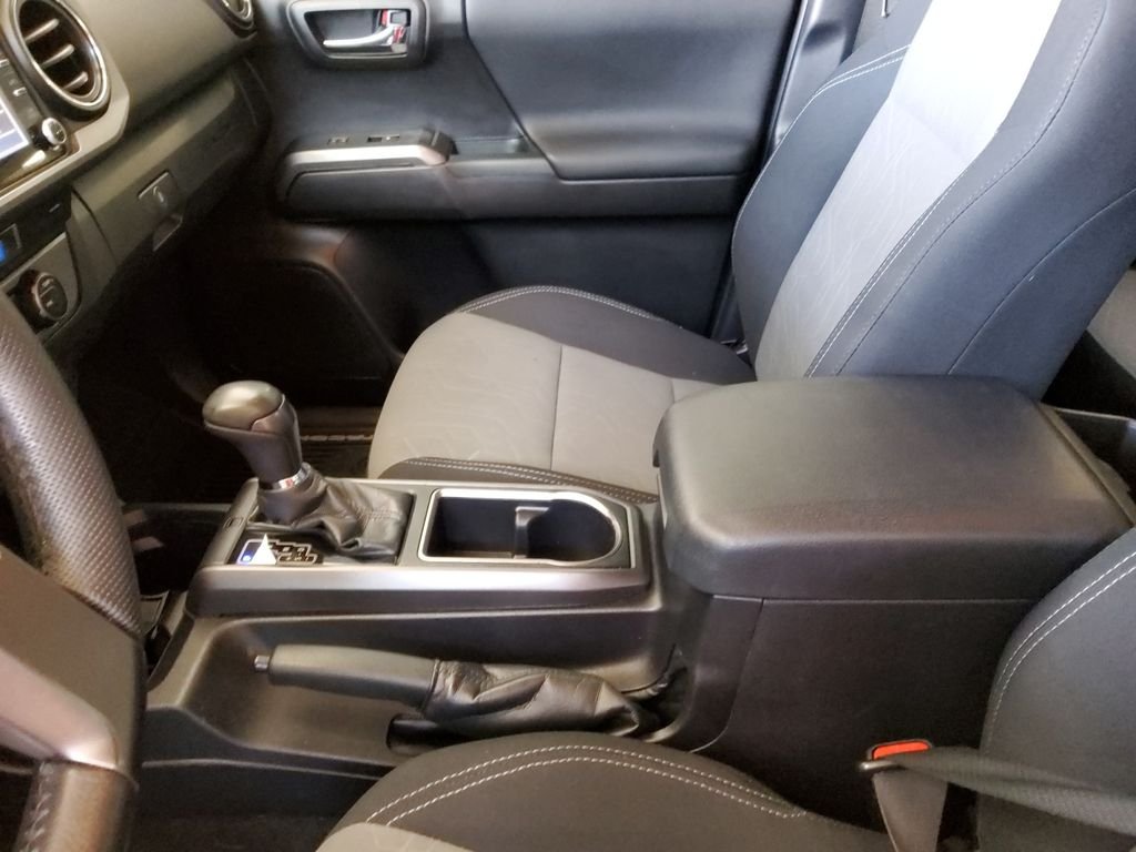 Used 2021  Toyota TRD Off-Road image 23