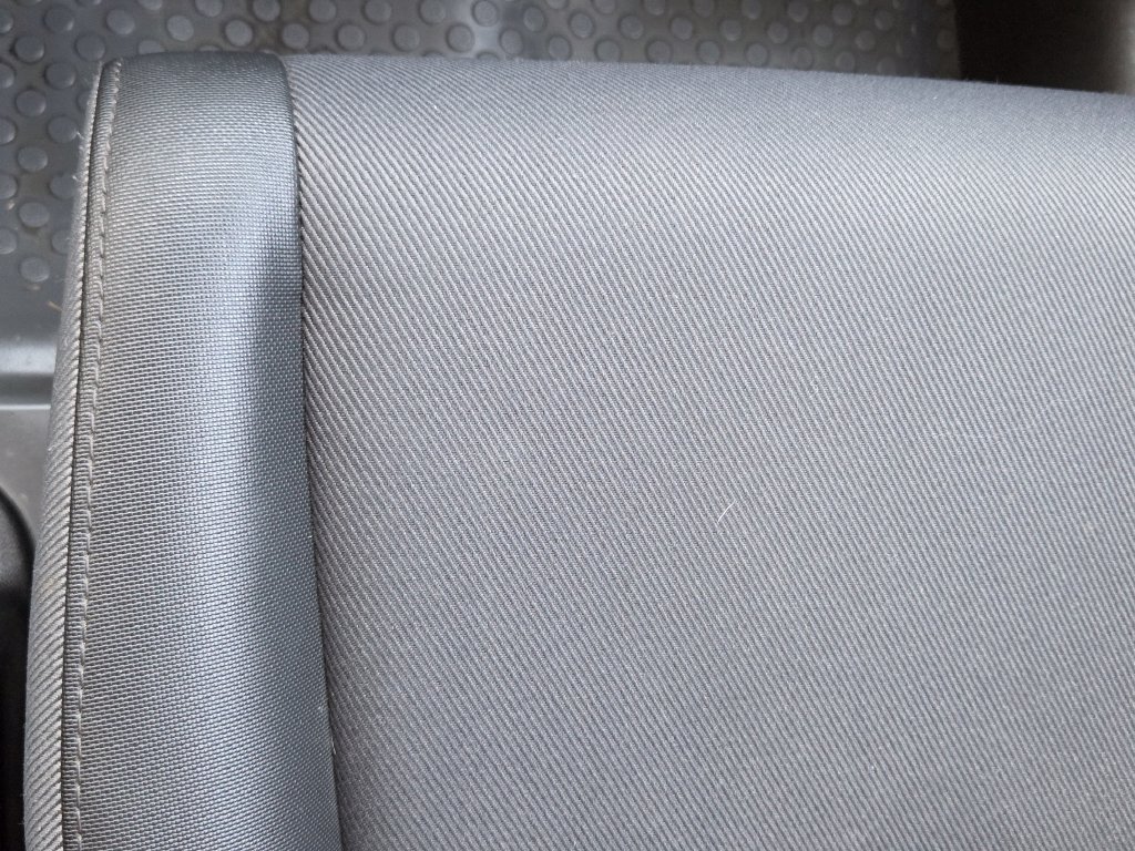 Used 2004  Honda LX image 27