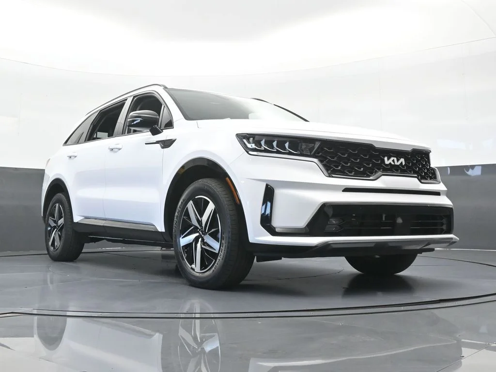 Used 2022 Glacial White Pearl Kia EX image 66