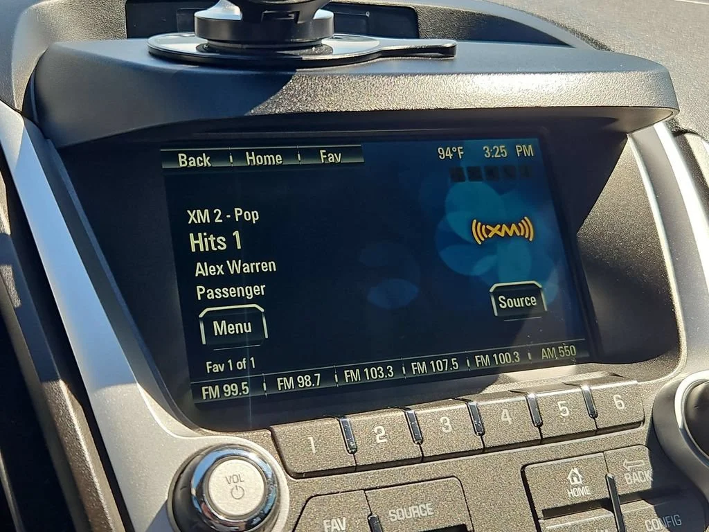 Used 2016 IRIDIUM METALLIC GMC SLT image 16