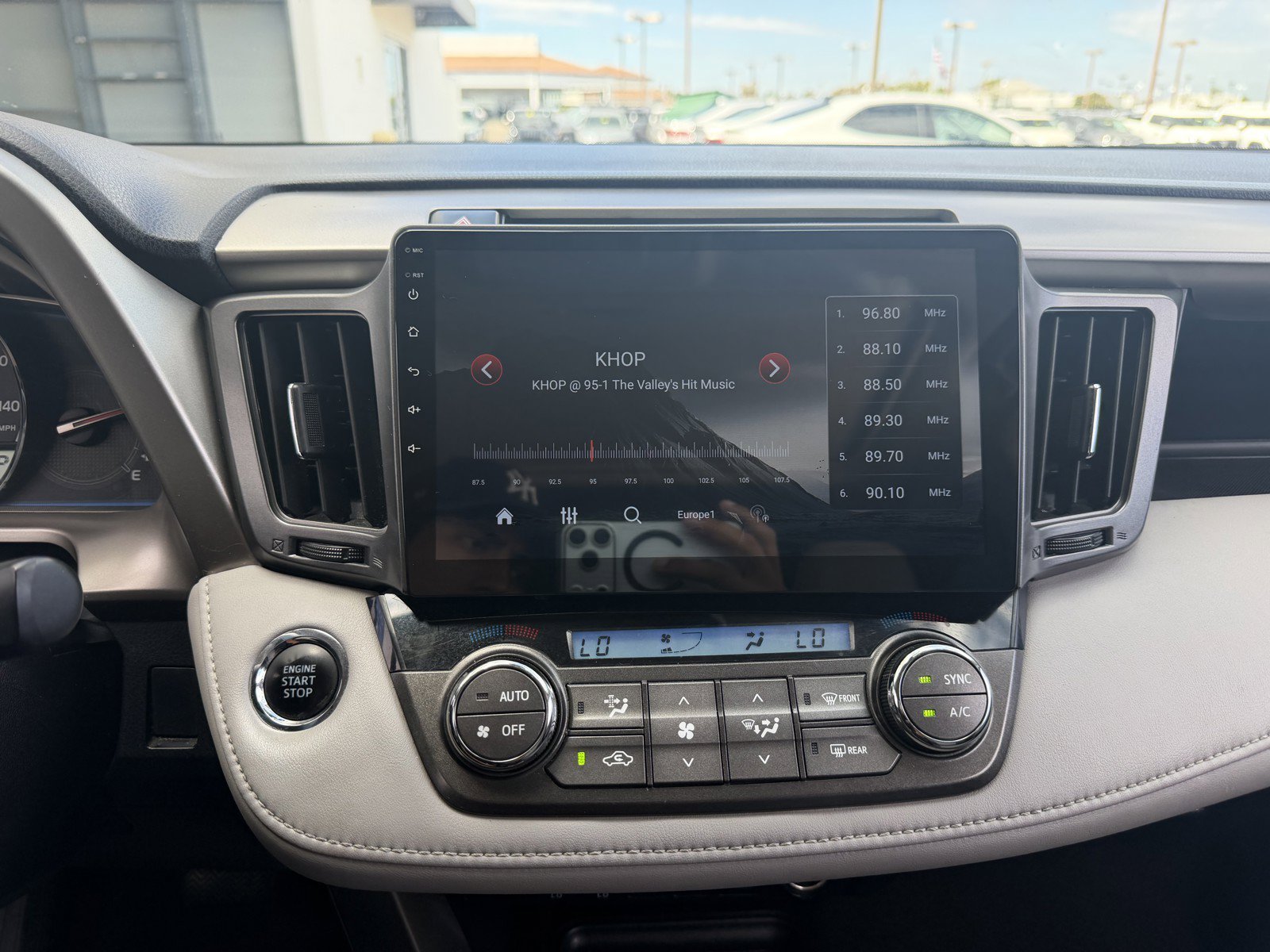 Used 2015 Classic Silver Metallic Toyota Limited image 11