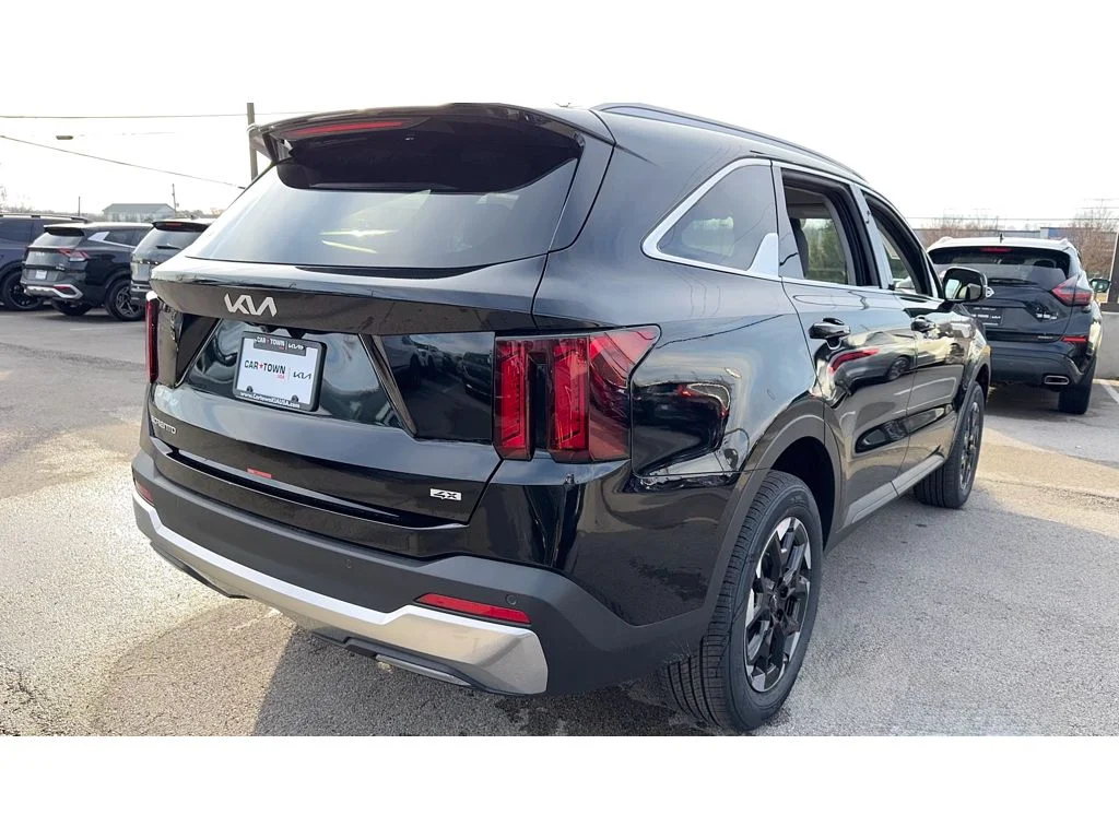 New 2026 Blk Kia S image 4