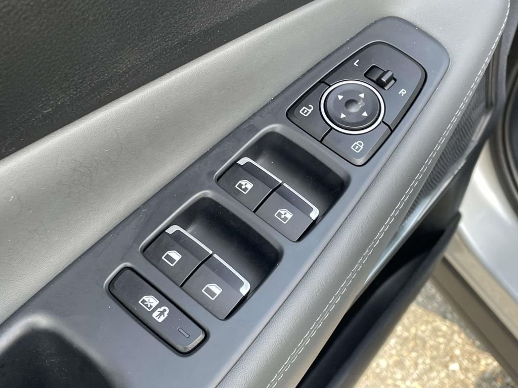 Certified Used 2023 Silver Hyundai SEL image 16