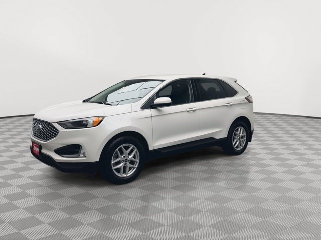Used 2024 Star White Metallic Tri-Coat Ford SEL image 36