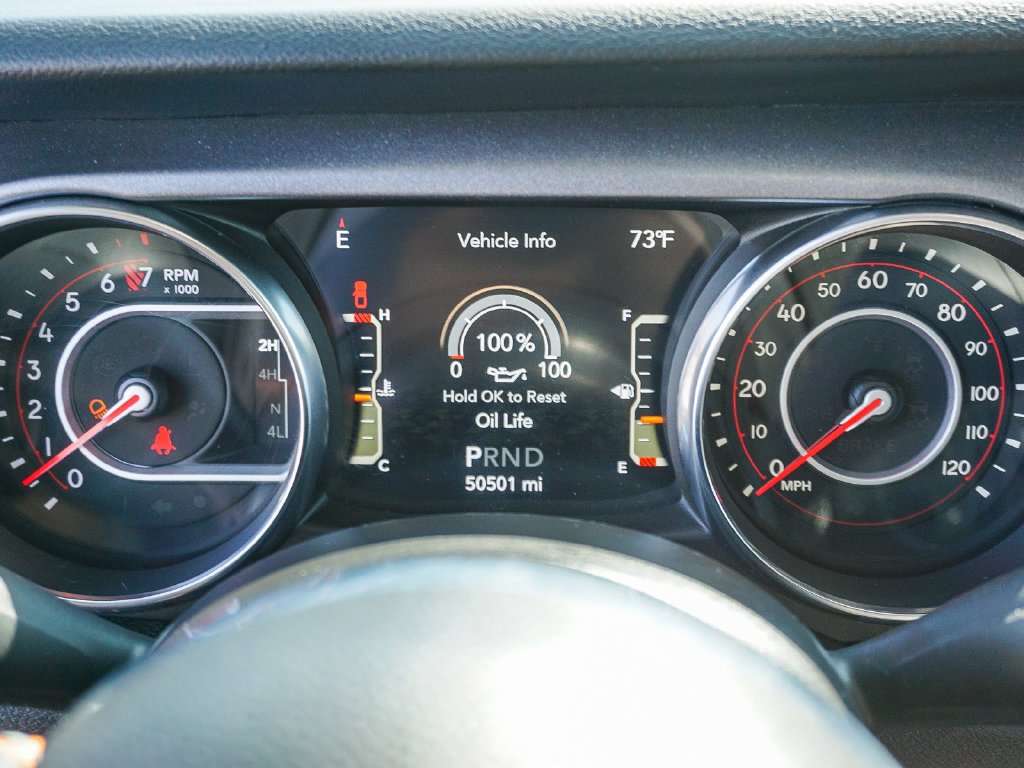 Used 2021 Silver Jeep Mojave image 21