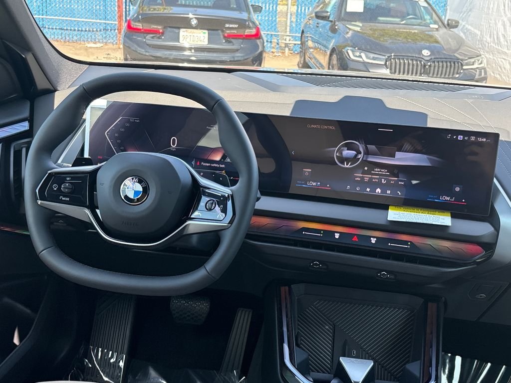 New 2026 Arctic Race Blue metallic BMW 30 xDrive image 19