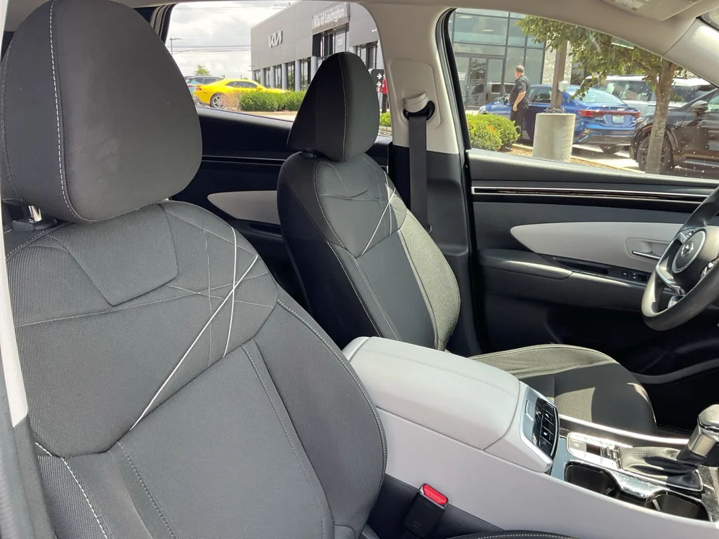 Used 2022 Portofino Gray Hyundai SEL image 11