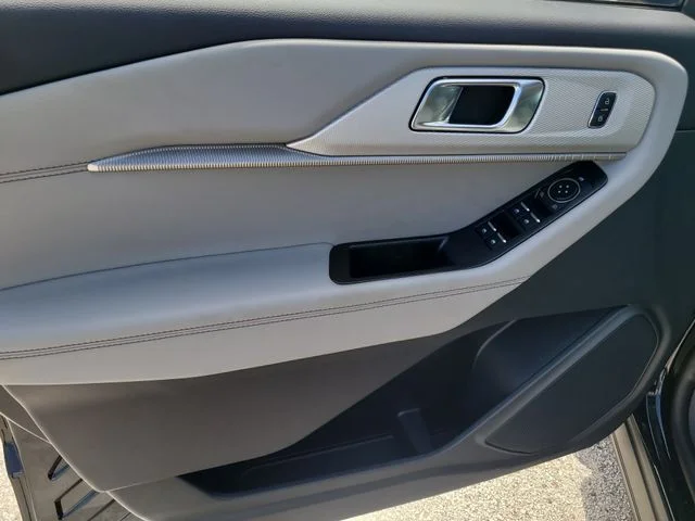 New 2026 Black Metallic Ford Active image 18