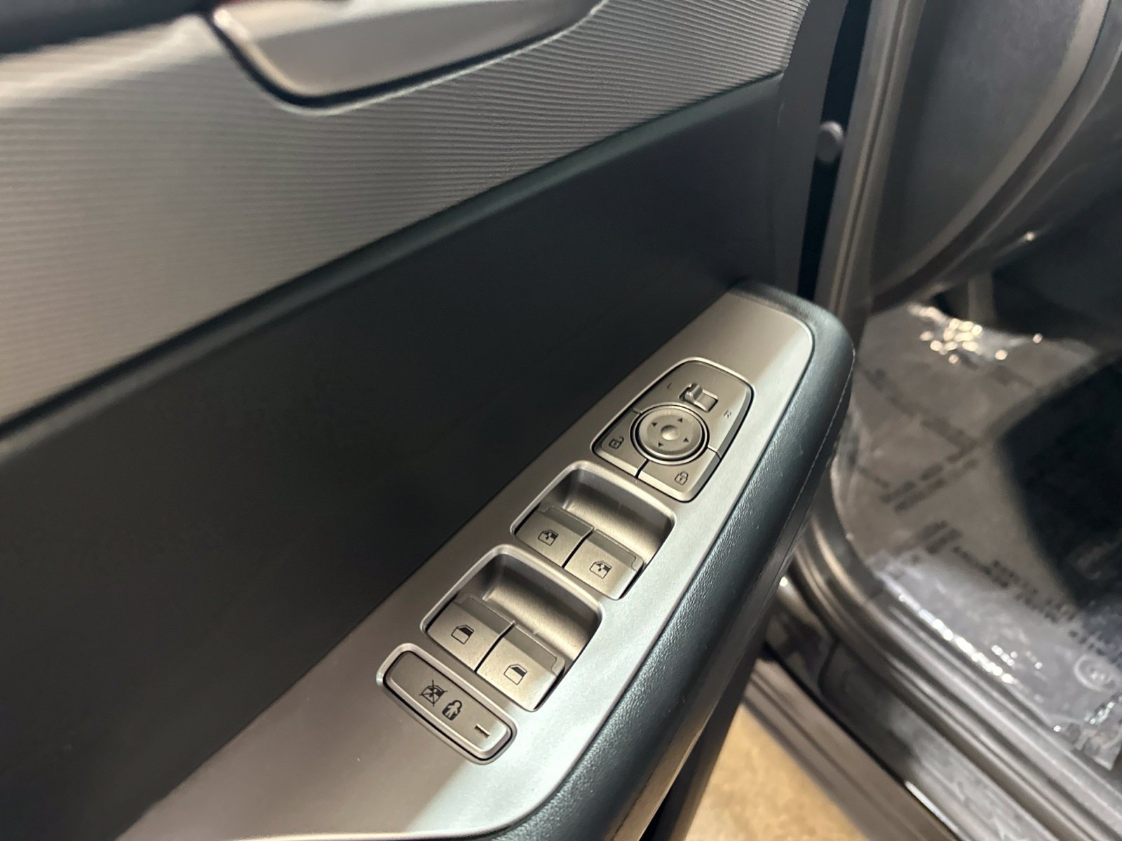 Used 2020 Black Hyundai SEL image 14