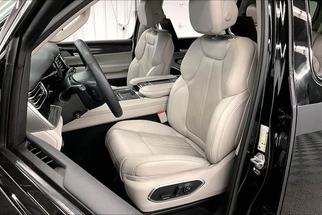 2022 Jeep Wagoneer Series III - Photo 21