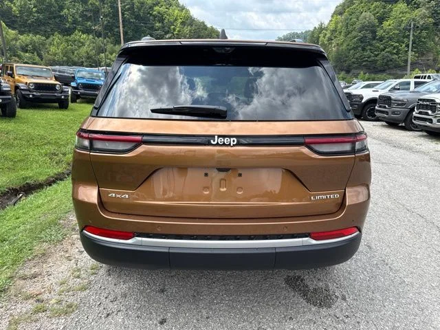 New 2026 Copper Shino Metallic Clearcoat Jeep Limited image 4