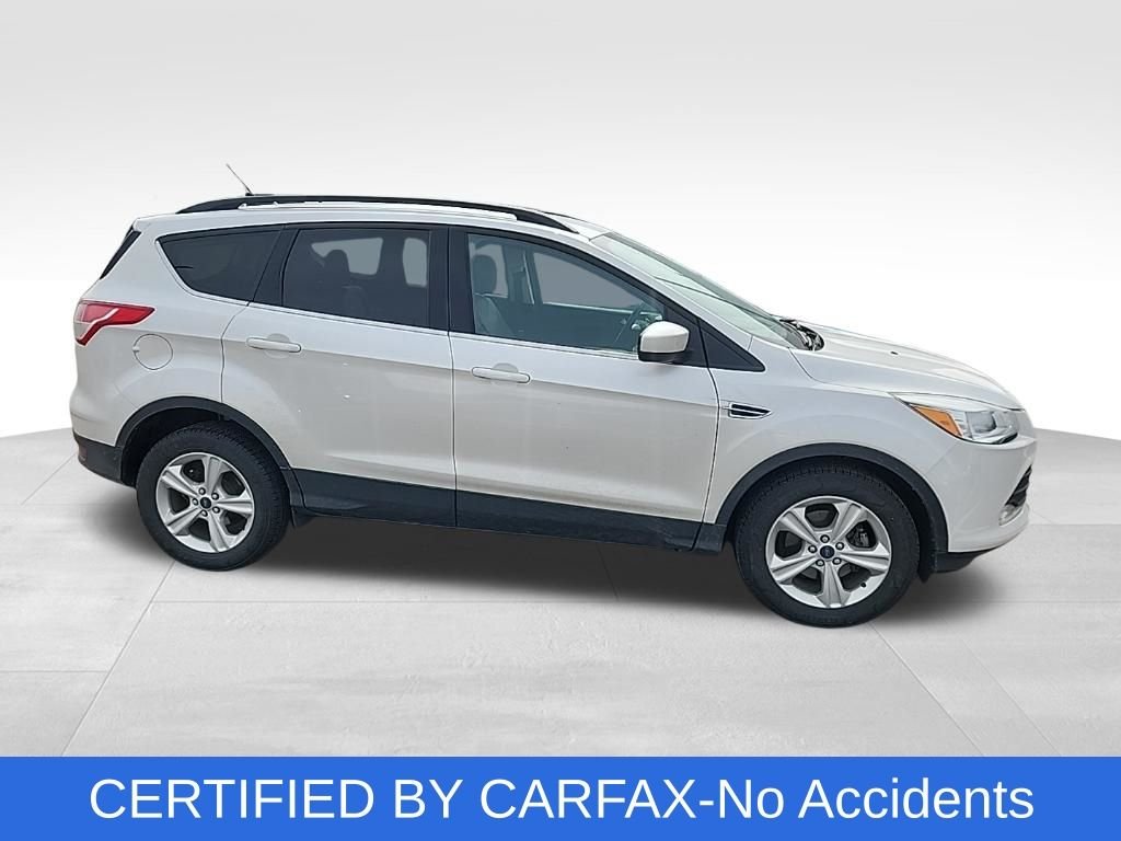 Used 2016 Ford Escape SE with VIN 1FMCU0GX9GUA74522 for sale in Northfield, Minnesota