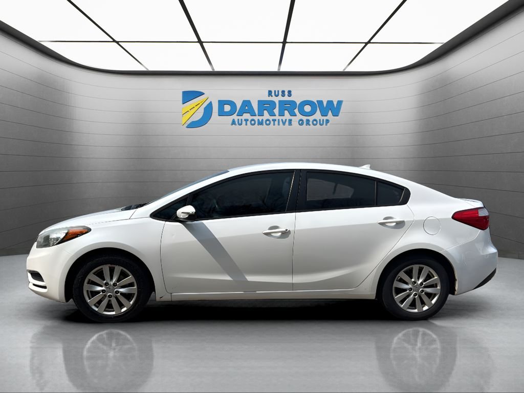 Used 2014 Kia Forte LX with VIN KNAFX4A62E5110426 for sale in Greenfield, WI