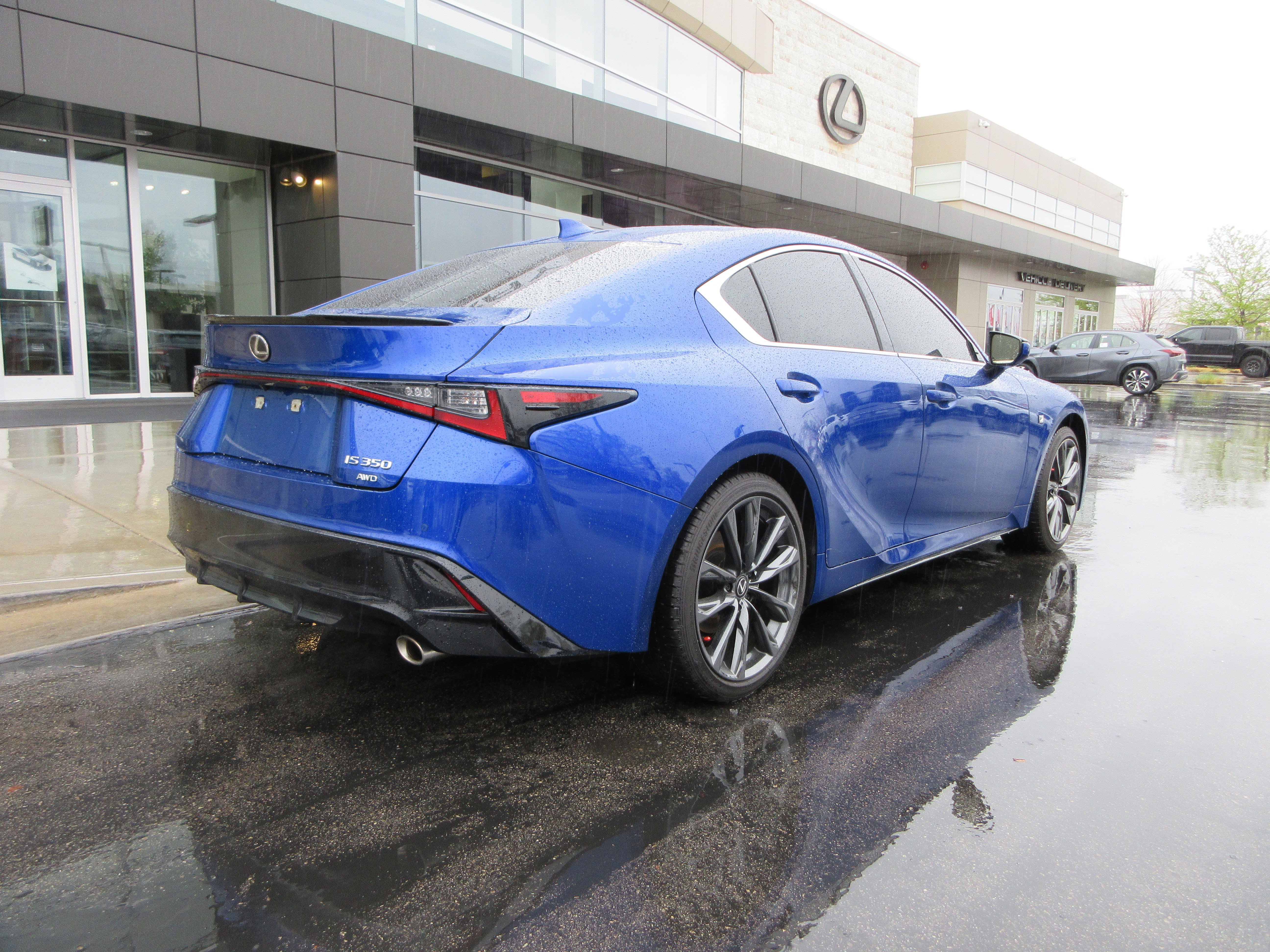 2024 Lexus IS 350 F SPORT - Photo 10