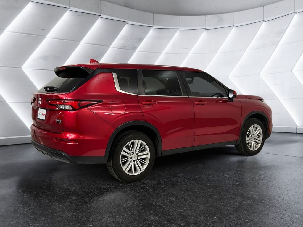 Used 2024 Red Mitsubishi ES image 4