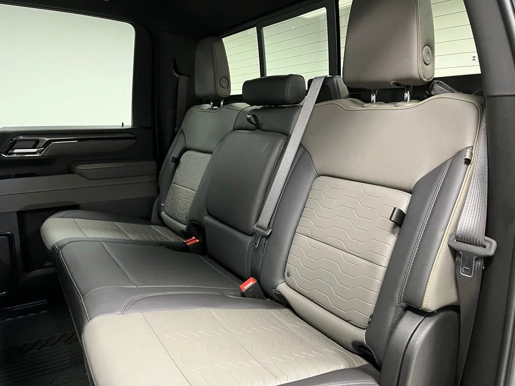 Used 2025 Black Chevrolet ZR2 image 47