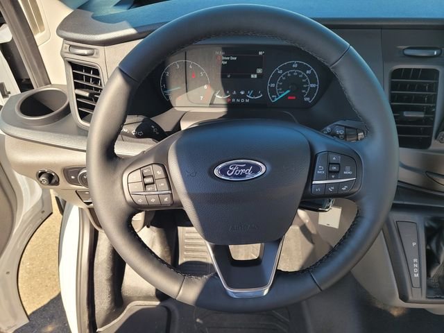 New 2025 Oxford White Ford Cutaway image 9