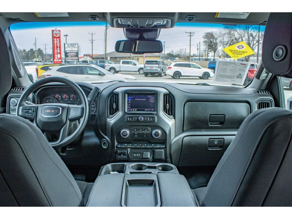 2025 GMC Sierra 3500HD Pro - Photo 36