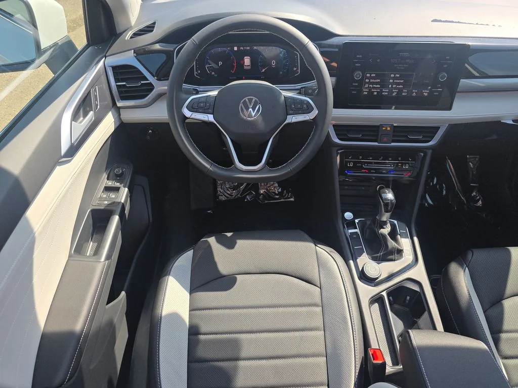 New 2026 Pure White Volkswagen 1.5T SEL image 8