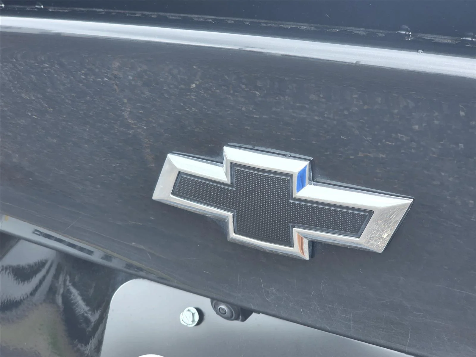 Used 2024 Mosaic Black Metallic Chevrolet RS image 33