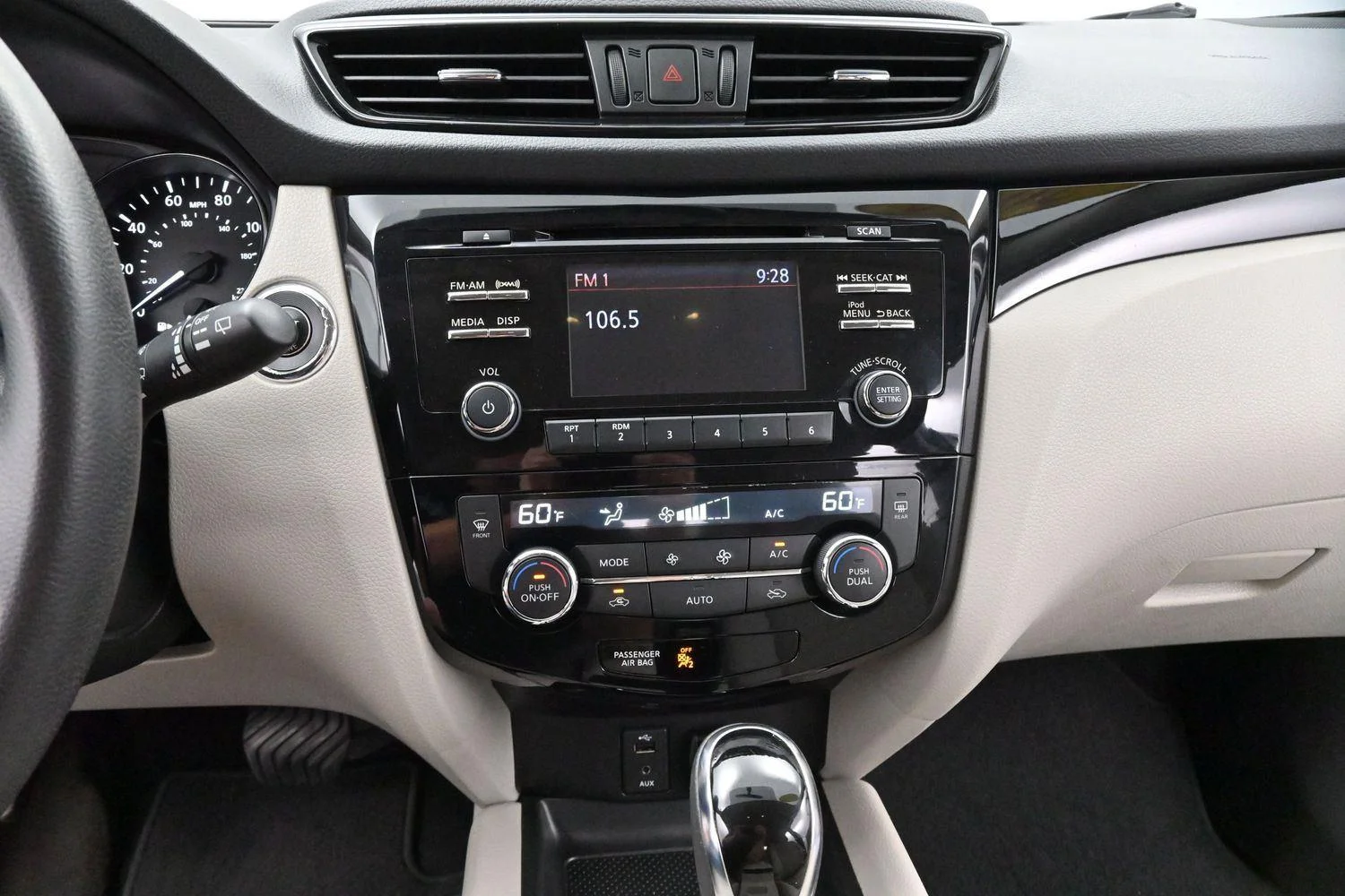 Used 2017 Glacier White Nissan SV image 21