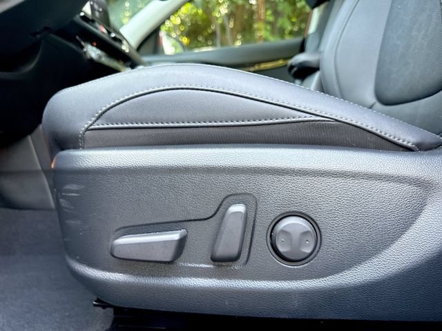 Used 2025 Orange Kia SX image 12