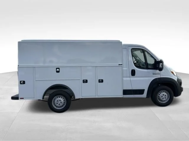 New 2026 Bright White Clear-Coat Exterior Paint RAM Low Roof image 10