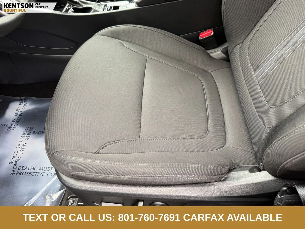 Used 2025 Gray Hyundai SEL image 22