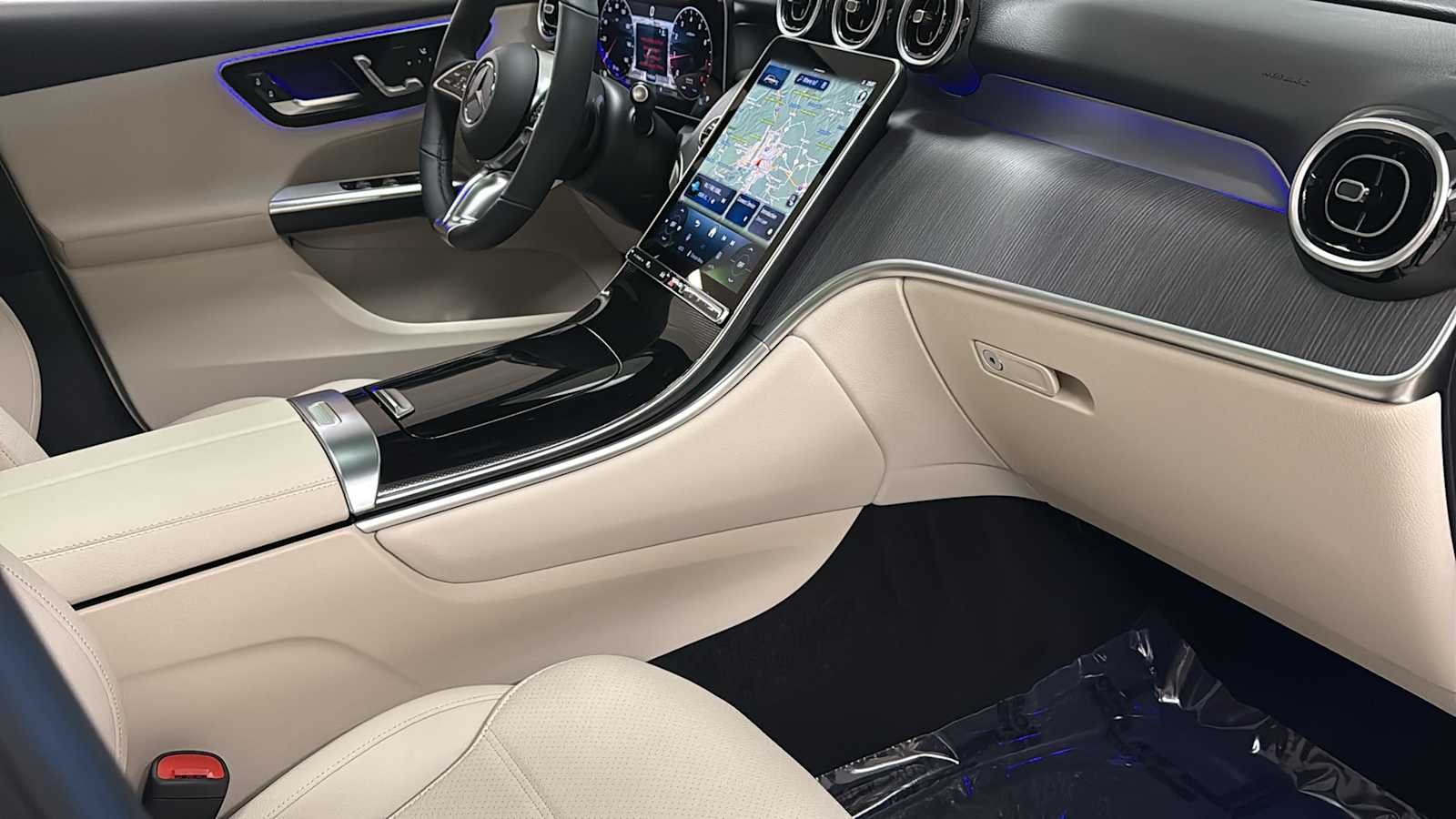 New 2027 MANUFAKTUR Alpine Grey Mercedes-Benz GLC 300 image 38