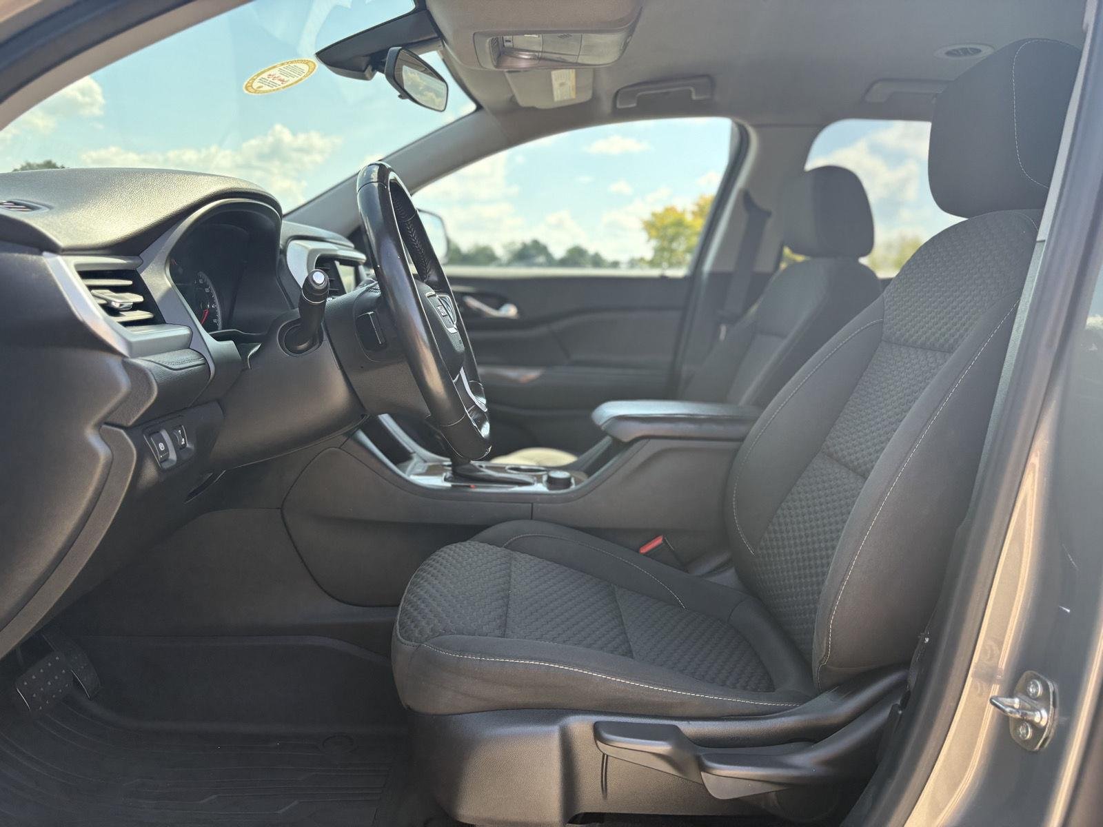 Used 2019 Pepperdust Metallic GMC SLE image 8
