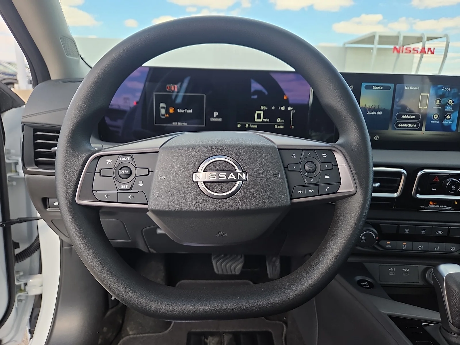 New 2027 QM1 Fresh Powd Nissan S image 15