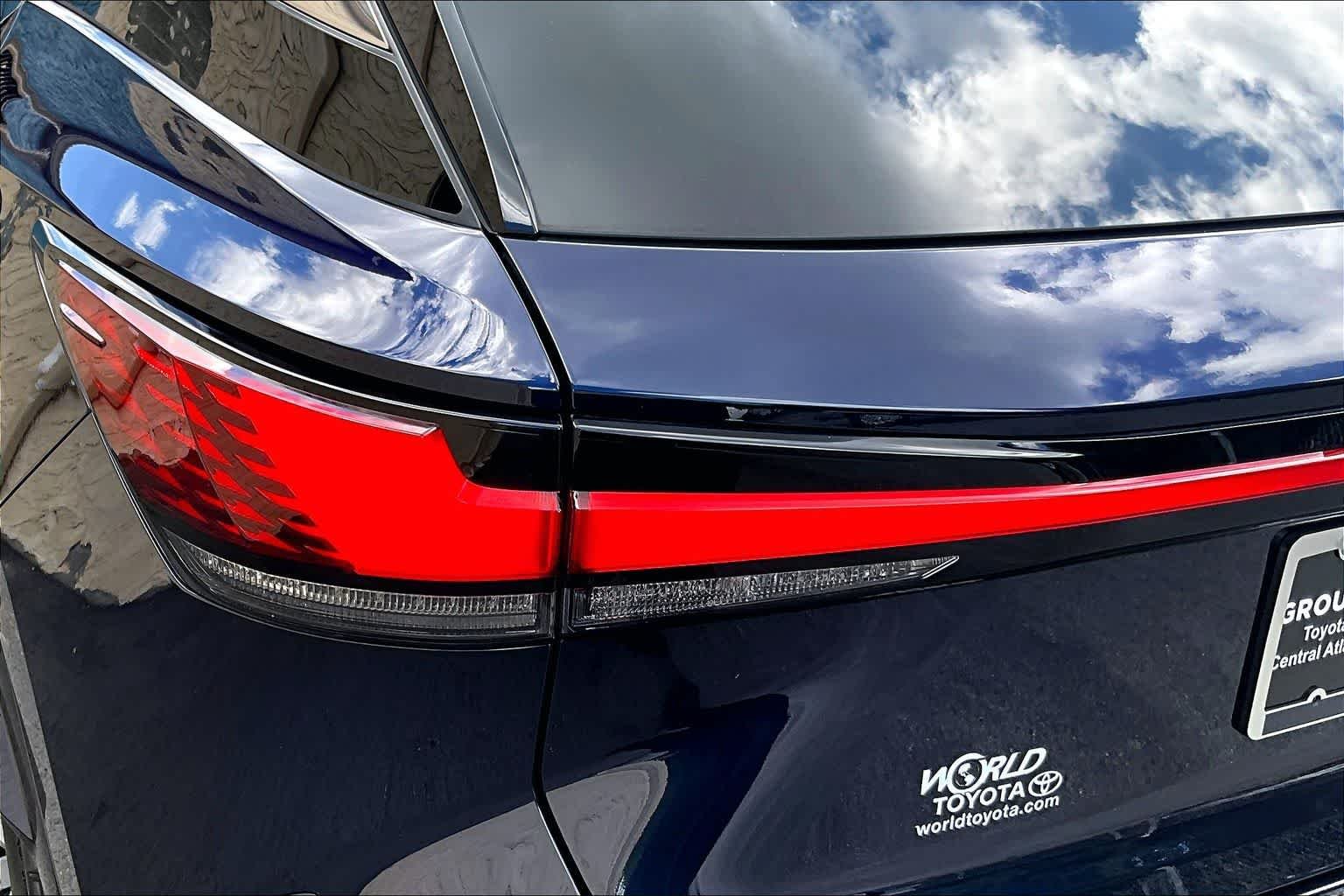 Used 2023 Nightfall Mica Lexus Premium image 29