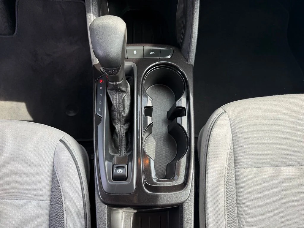 Used 2025 White Chevrolet LT image 20