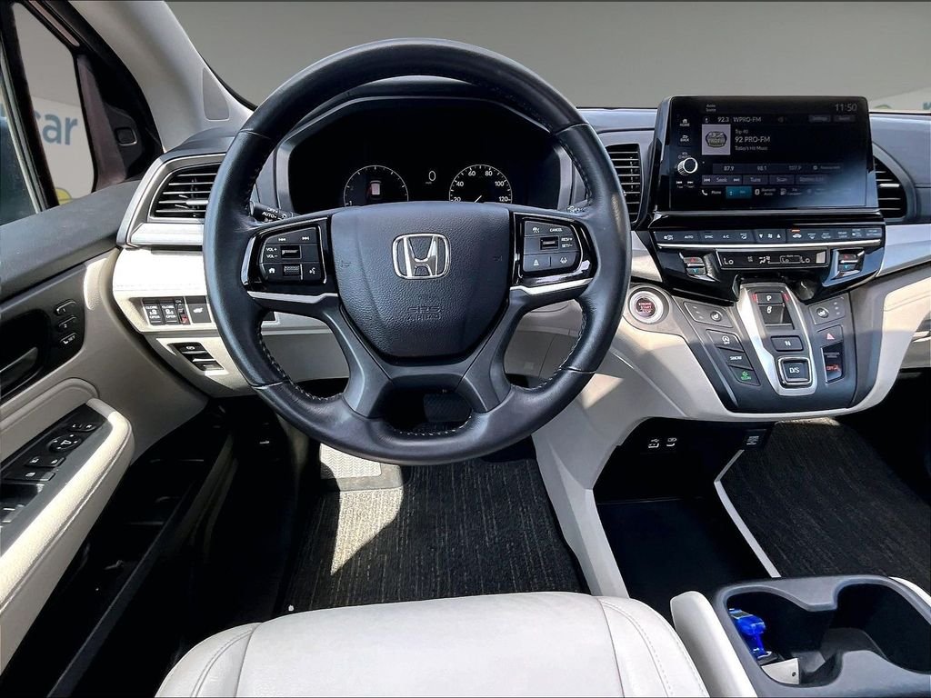 Used 2025 Black Honda EX-L image 18