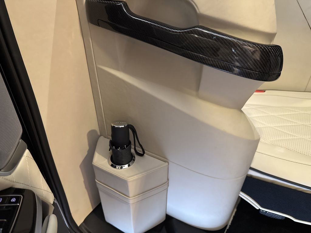 2025 Cadillac Escalade ESV Sport Platinum - Photo 38